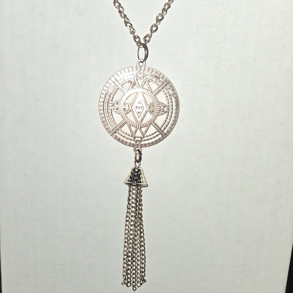 Elegant Rose Gold Tone Pendant Necklace Fashion Jewelry / Decor